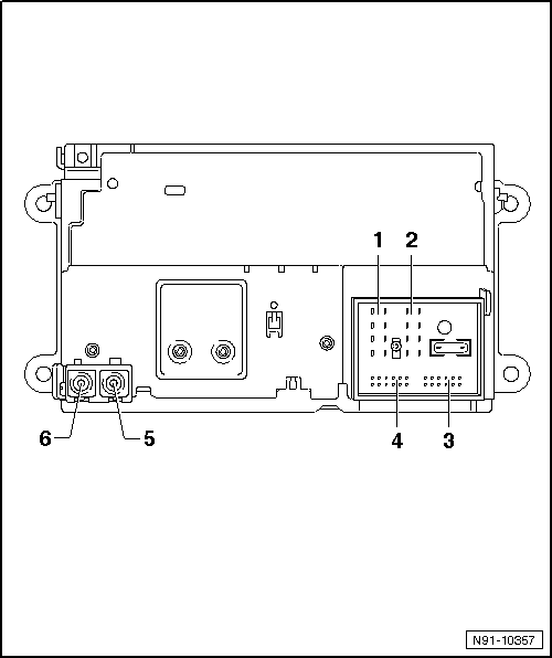 Volswagen Tiguan. Overview - "RCD 500" Connector