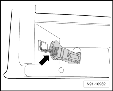 Volswagen Tiguan. N91-10962