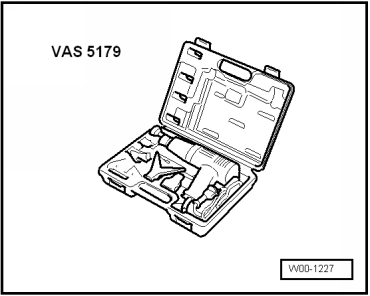 Volswagen Tiguan. W00-1227