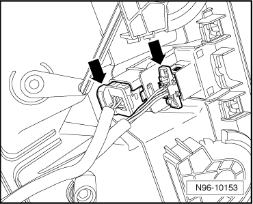 Volswagen Tiguan. N96-10153