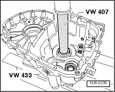 Volswagen Tiguan. N35-0239