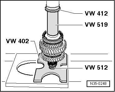 Volswagen Tiguan. N35-0248