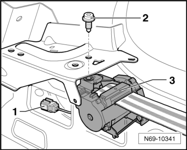 Volswagen Tiguan. N69-10341