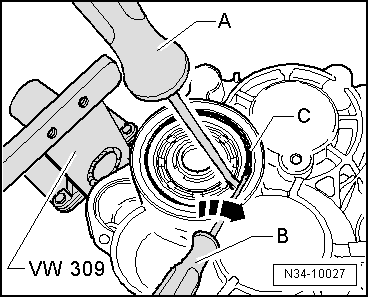 Volswagen Tiguan. N34-10027