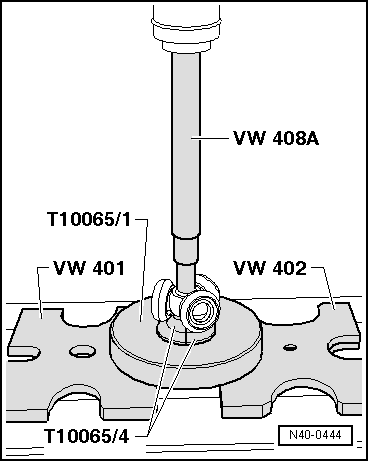 Volswagen Tiguan. N40-0444