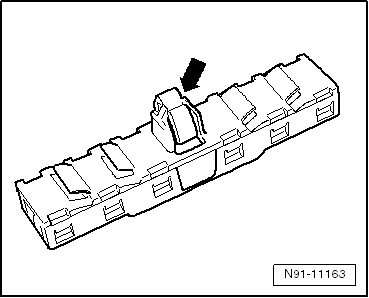 Volswagen Tiguan. N91-11163