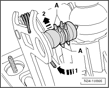 Volswagen Tiguan. N34-10865