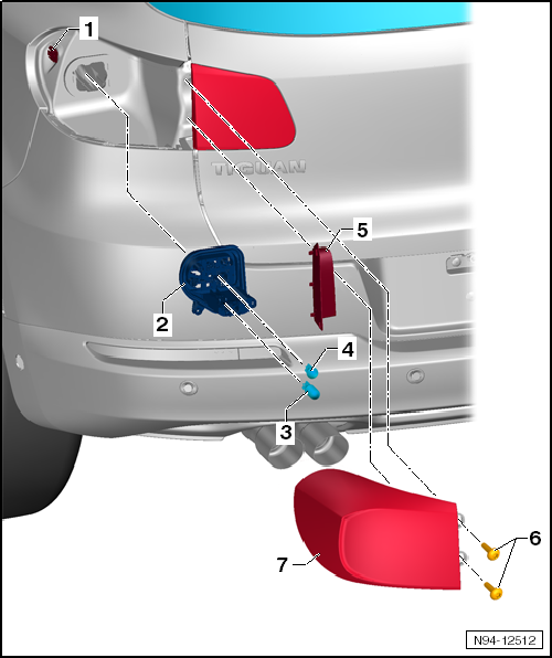 Volswagen Tiguan. Overview - Side Panel Tail Lamps