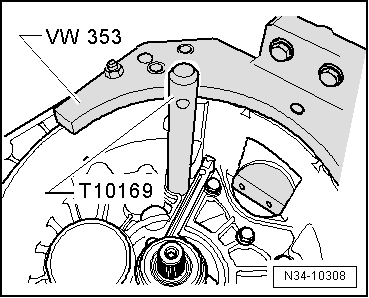 Volswagen Tiguan. N34-10308