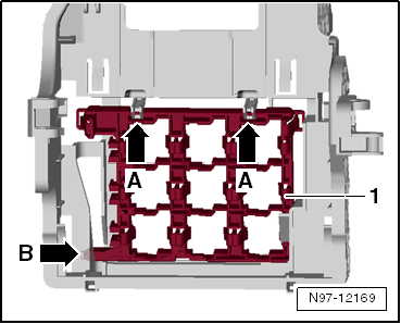 Volswagen Tiguan. N97-12169